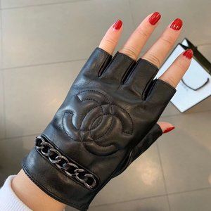 Chanel gloves Size L